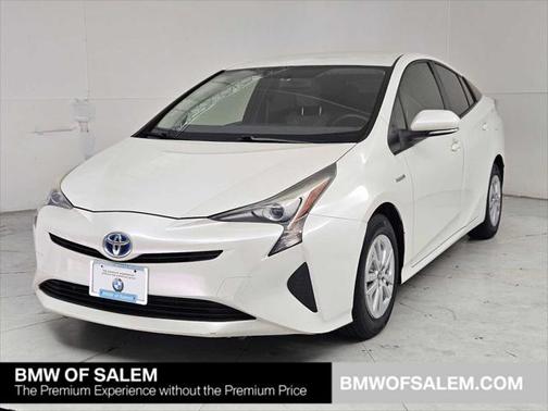 2016 Toyota Prius Two