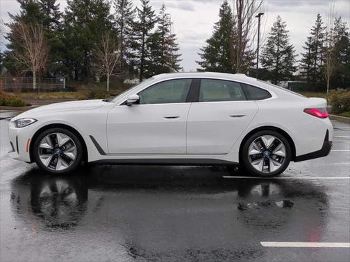 Alpine White 2023 BMW i4 Gran Coupe eDrive40