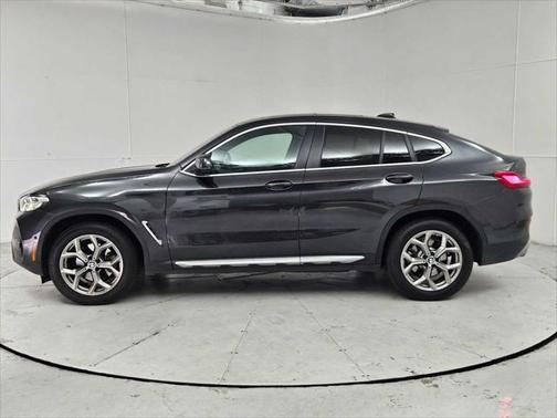 2025 BMW X4 xDrive30i