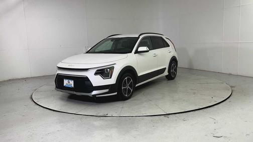 2025 Kia Niro EX