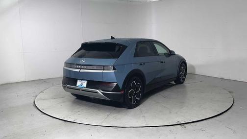 2022 Hyundai IONIQ 5 SEL