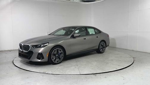 2026 BMW 530 xDrive