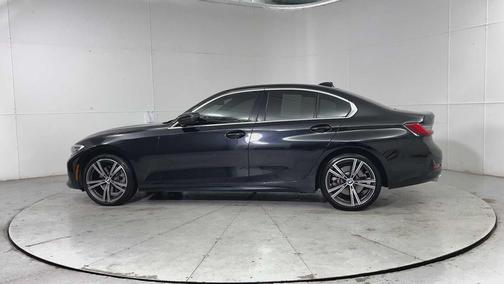 2022 BMW 330 xDrive