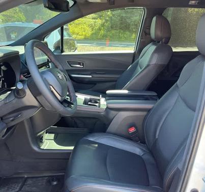 2023 Toyota Sienna XSE 7 Passenger