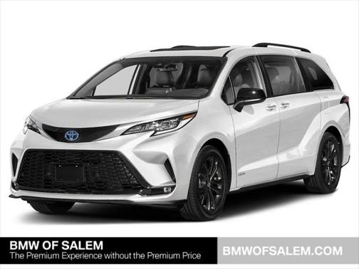 2023 Toyota Sienna XSE 7 Passenger