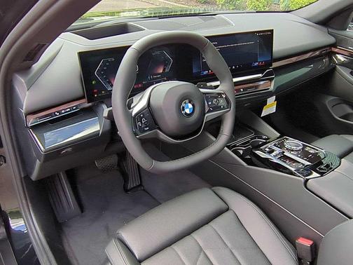 2026 BMW 540 i xDrive