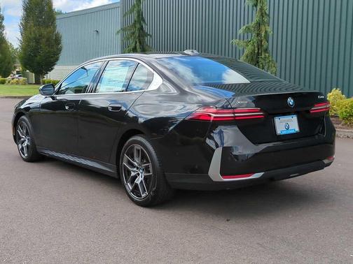 2026 BMW 540 i xDrive