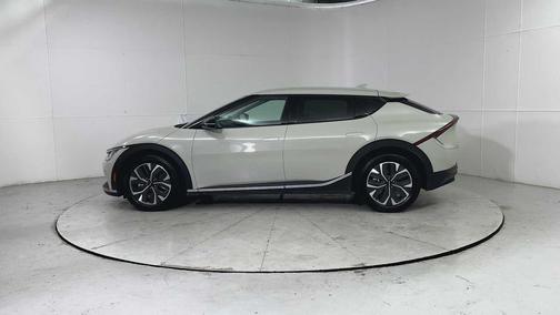 2024 Kia EV6 Light Long Range