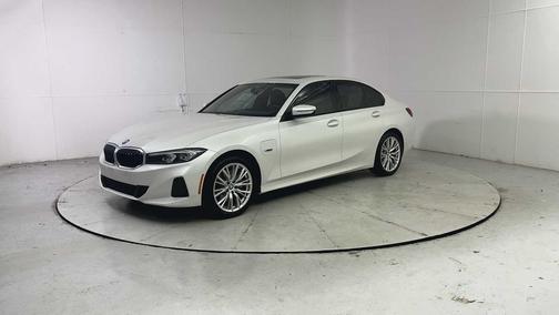 2023 BMW 330e xDrive