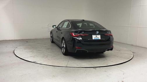 Black Sapphire Metallic 2026 BMW i4 Gran Coupe xDrive40