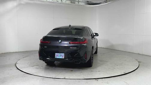 2024 BMW X4 M40i