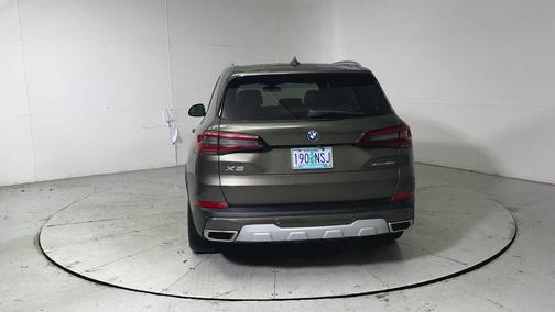 2022 BMW X5 PHEV xDrive45e