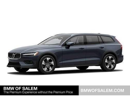 2024 Volvo V60 Cross Country B5 Plus