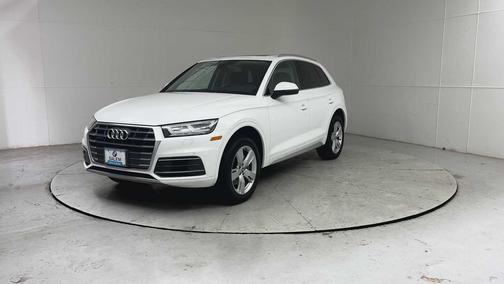 Ibis White 2018 Audi Q5 2.0T Premium Plus