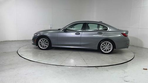 2024 BMW 330 330i