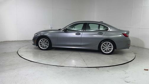 2024 BMW 330 330i