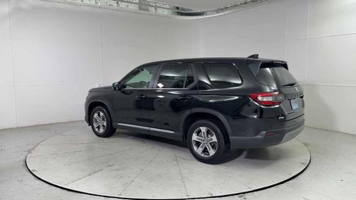 Crystal Black Pearl 2024 Honda Pilot EX-L
