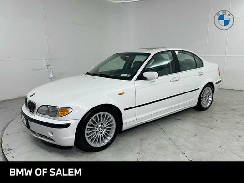 2003 BMW 330 330i