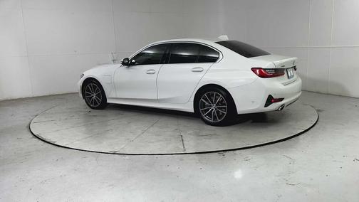 2021 BMW 330e Base