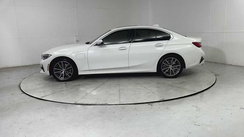 2021 BMW 330e Base