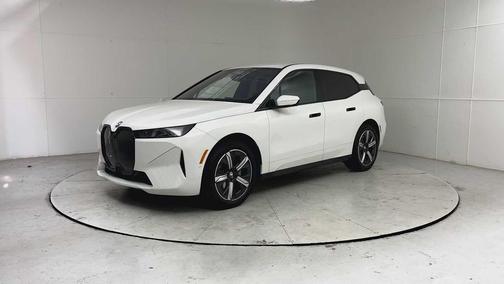 Alpine White 2026 BMW iX xDrive45