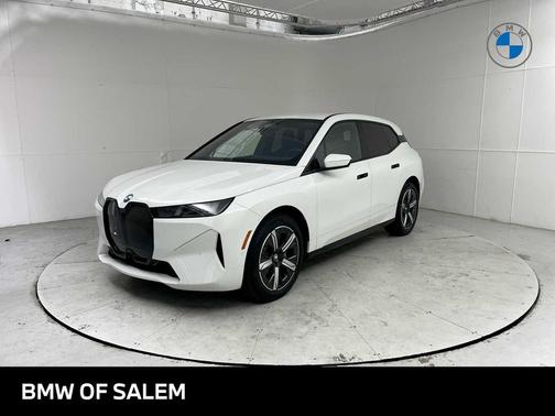Alpine White 2026 BMW iX xDrive45