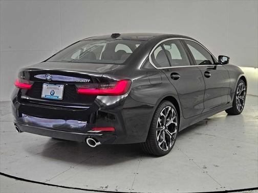 2025 BMW 330 i xDrive
