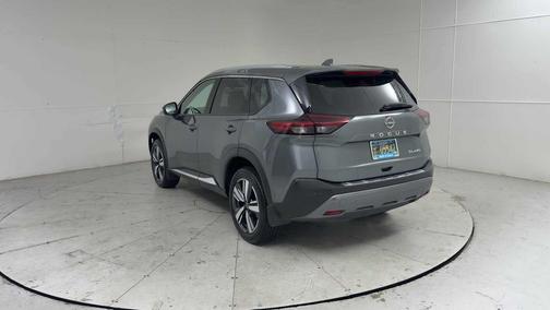 Gun Metallic 2023 Nissan Rogue SL