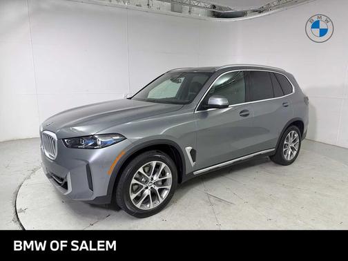 Skyscraper Grey Metallic 2026 BMW X5 xDrive40i