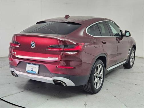 2022 BMW X4 xDrive30i