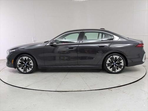 2024 BMW i5 eDrive40