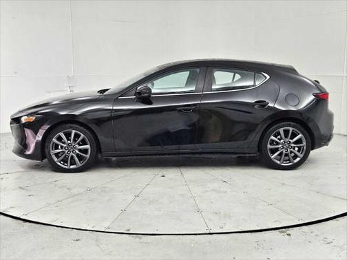 2023 Mazda Mazda3 FWD w/Preferred Package