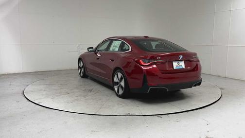 Vegas Red Metallic 2026 BMW i4 Gran Coupe xDrive40