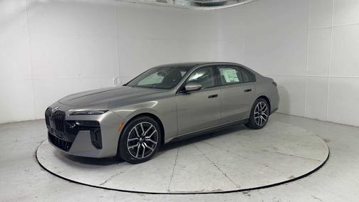 Oxide Grey Metallic 2026 BMW 740 xDrive