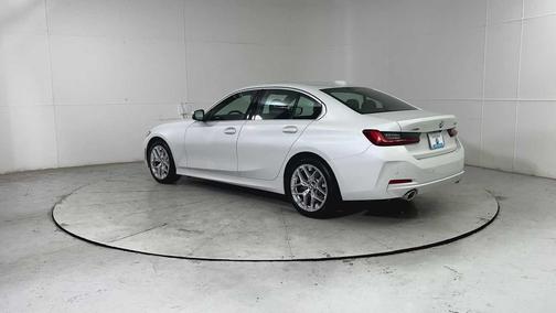 2025 BMW 330 i xDrive
