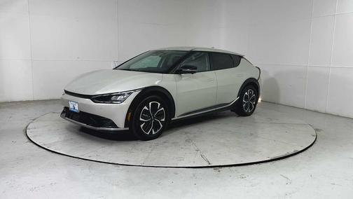 2022 Kia EV6 Wind