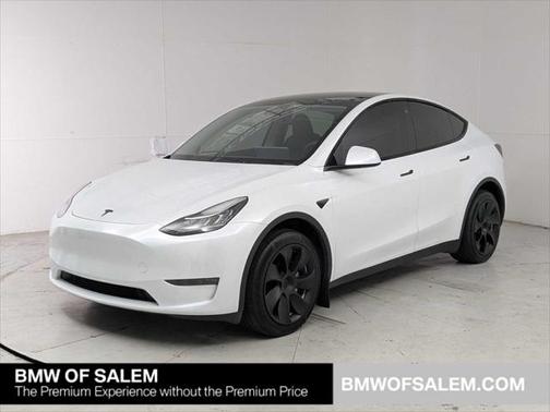 2023 Tesla Model Y Long Range Dual Motor All-Wheel Drive