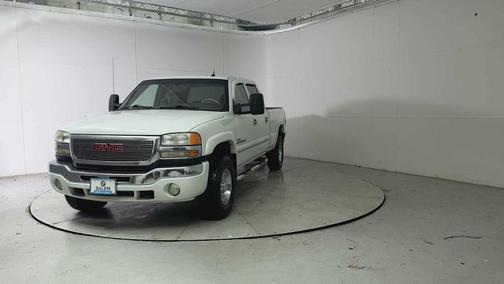 2005 GMC Sierra 2500 SLT H/D Crew Cab
