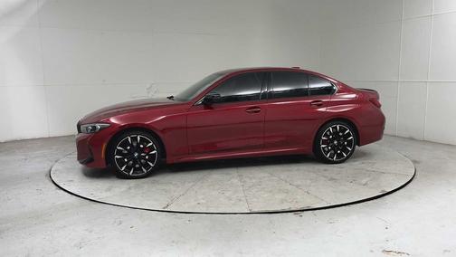 Vegas Red Metallic 2025 BMW 330 xDrive
