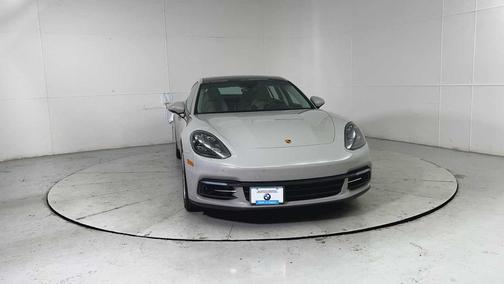 2018 Porsche Panamera 4 Executive