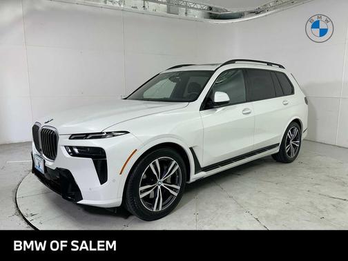 2025 BMW X7 xDrive40i