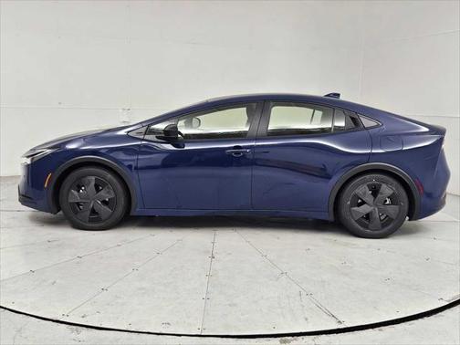 2023 Toyota Prius LE