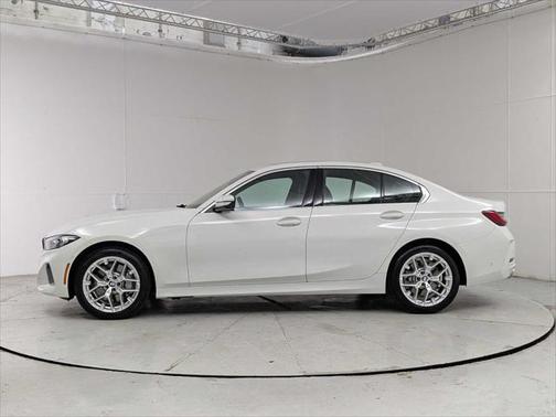 2025 BMW 330 i xDrive