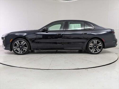 2025 BMW 760 i xDrive