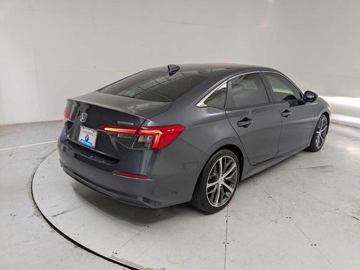 2022 Honda Civic Touring