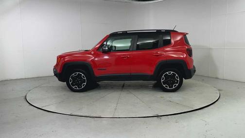 2016 Jeep Renegade Trailhawk