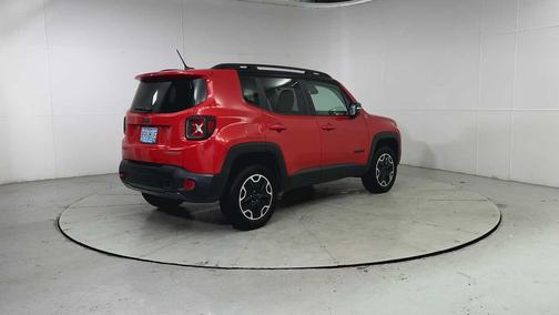2016 Jeep Renegade Trailhawk