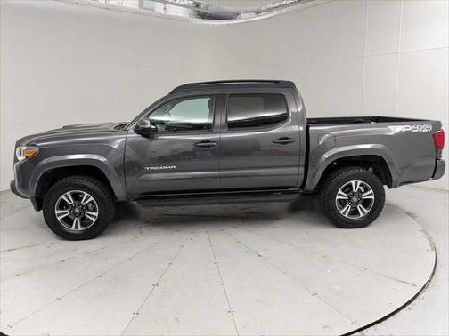 2018 Toyota Tacoma TRD Sport