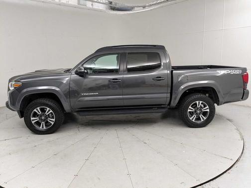 2018 Toyota Tacoma TRD Sport