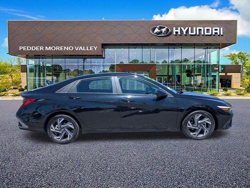 Black 2025 Hyundai ELANTRA SEL Sport